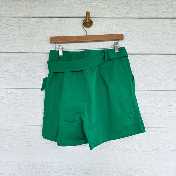 Verdusa High Rise Belted Pleated Paper Bag Shorts Green L NWT - Picture 2 of 6
